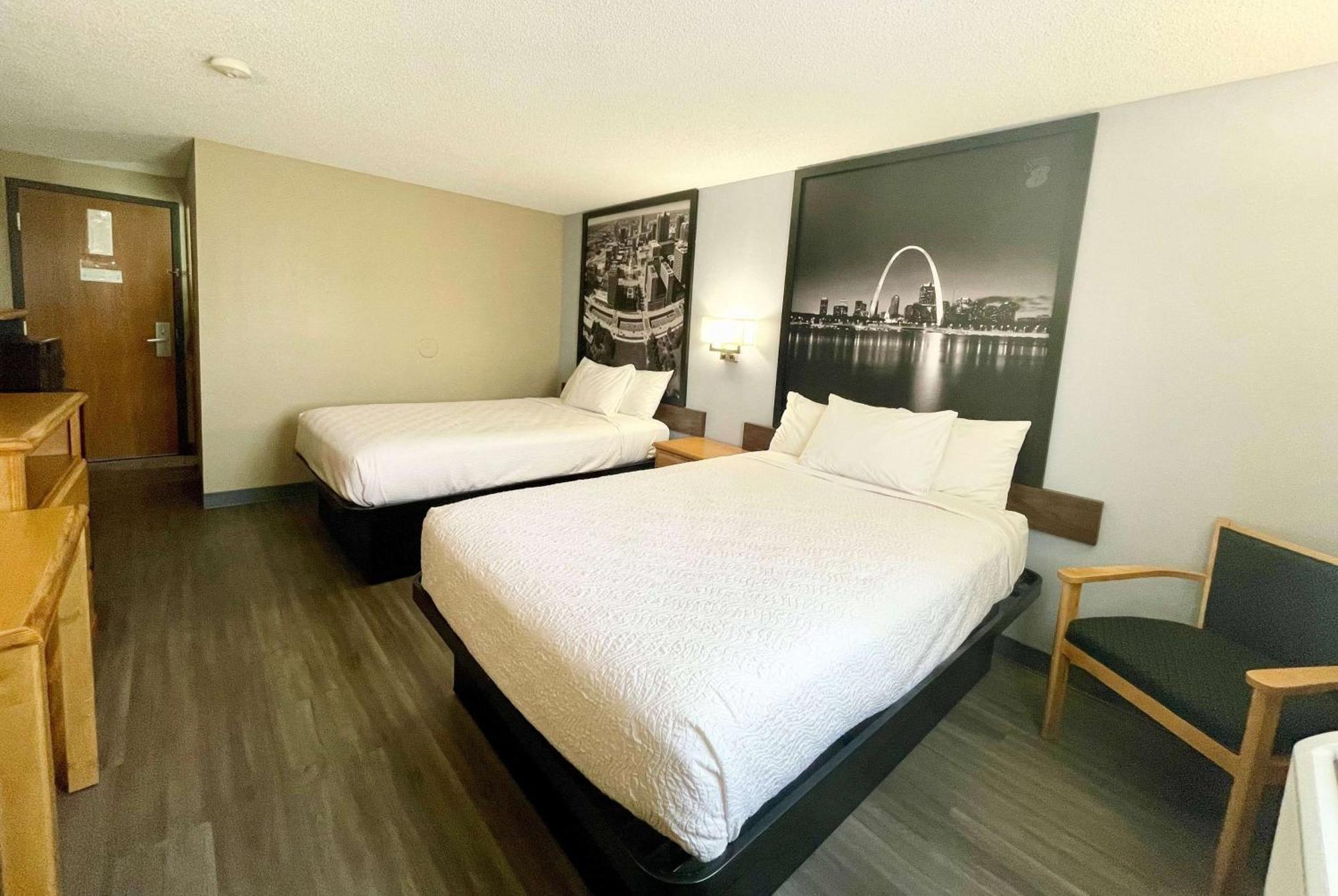 Super 8 By Wyndham St. Clair Mo Hotel Saint Clair Екстериор снимка